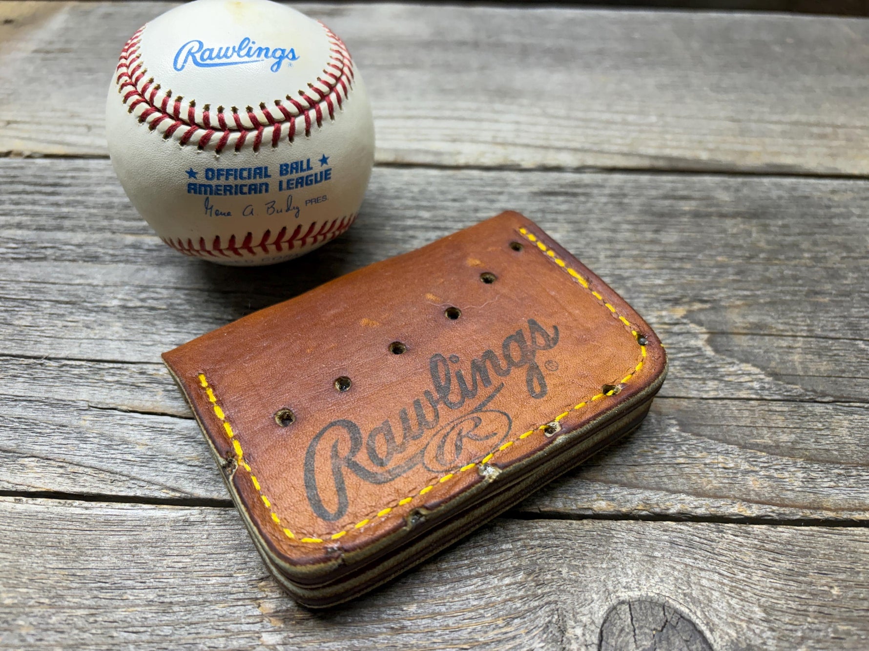 Vintage Rawlings Ken Griffey Jr Baseball Glove Wallet!