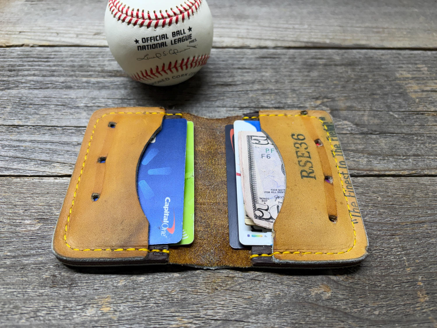 Vintage Rawlings Ryne Sandberg Special Edition Baseball Glove Wallet!!