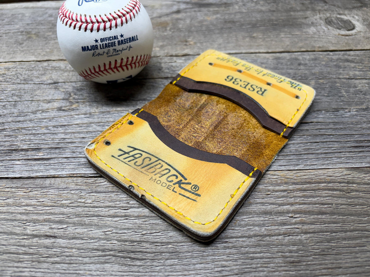 Vintage Rawlings Ryne Sandberg Special Edition Baseball Glove Wallet!!