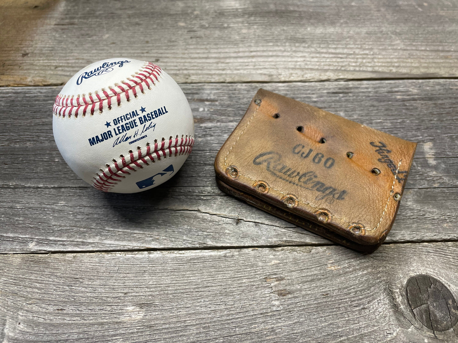 Vintage Rawlings Billy Williams Baseball Glove Wallet!