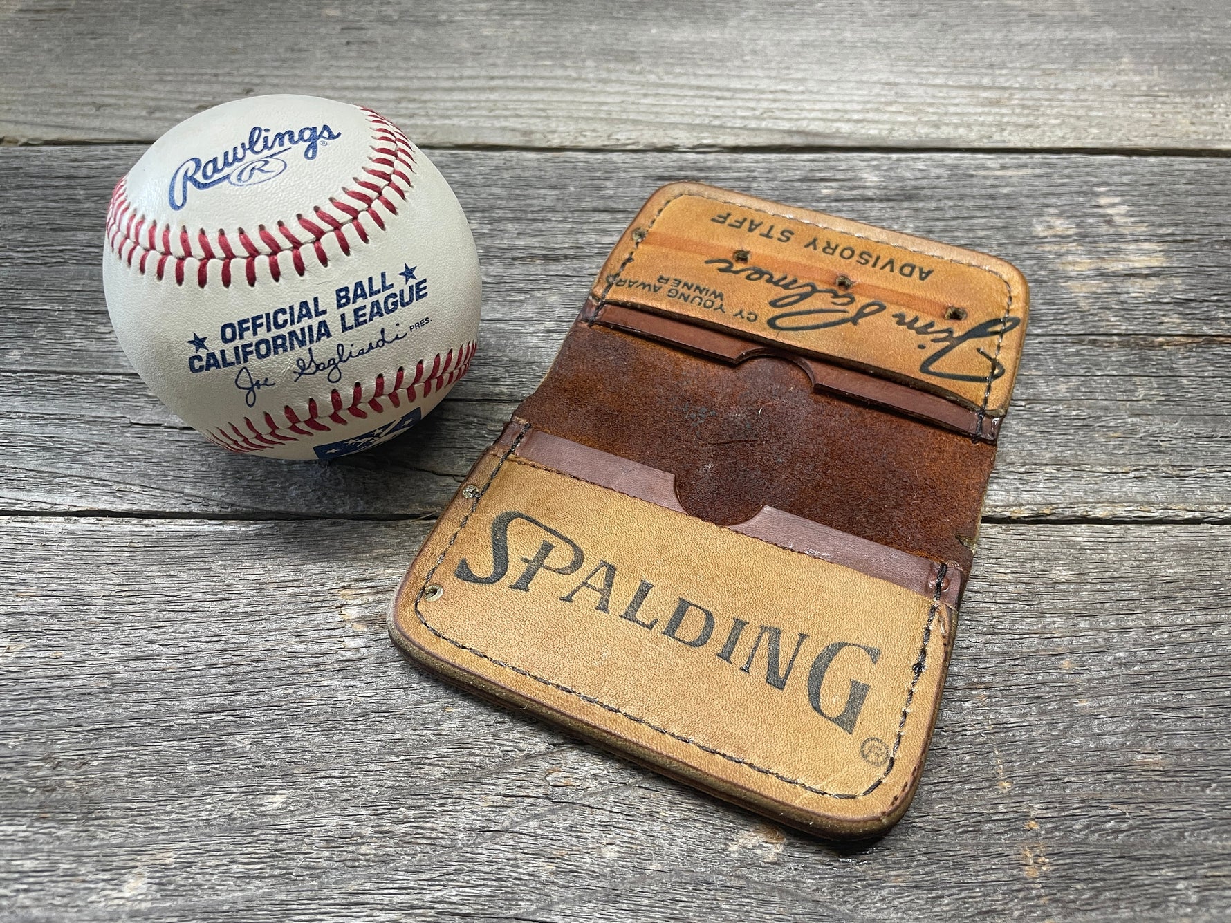 Vintage Spalding Jim Palmer Baseball Glove Wallet!