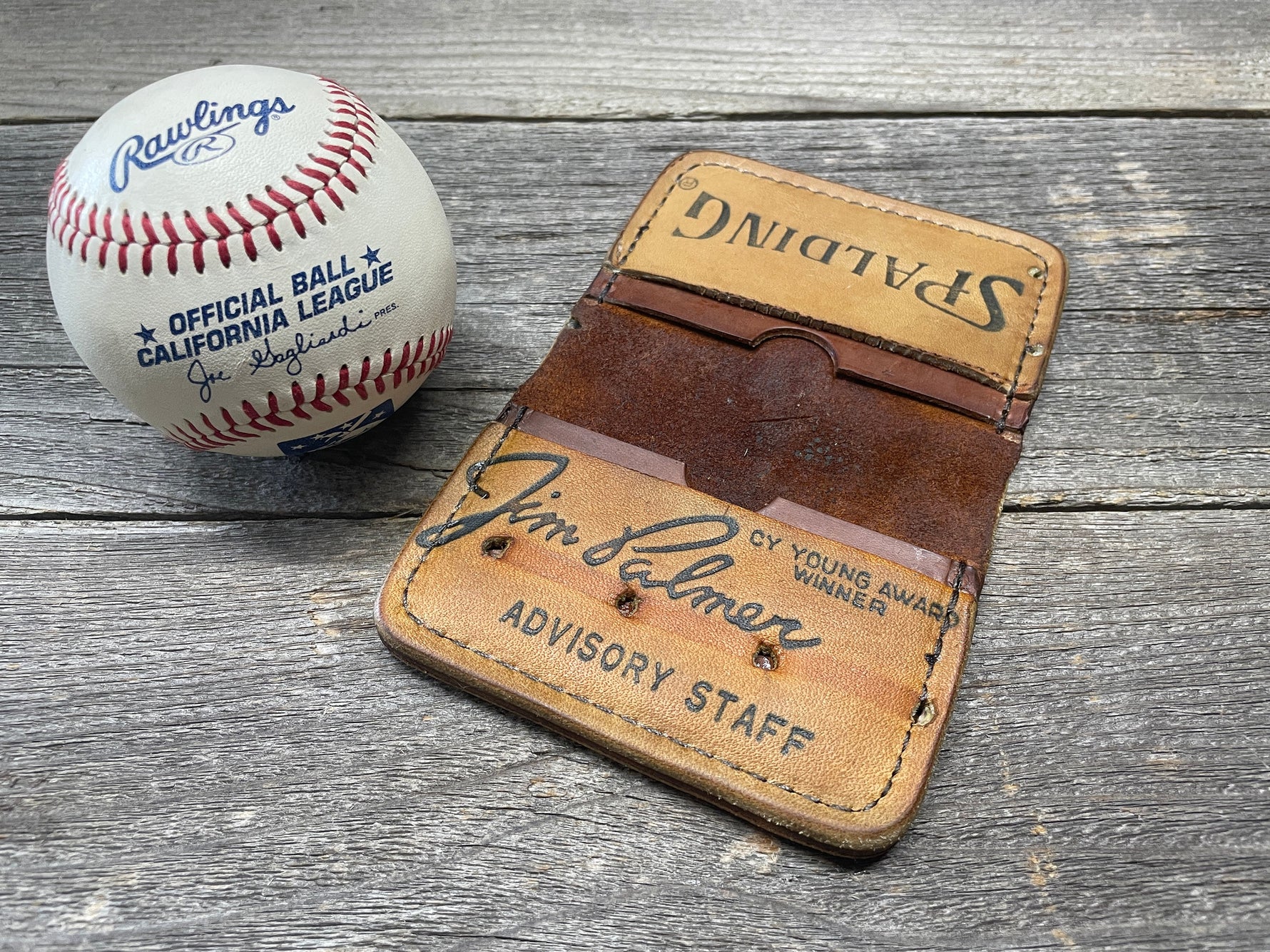 Vintage Spalding Jim Palmer Baseball Glove Wallet!