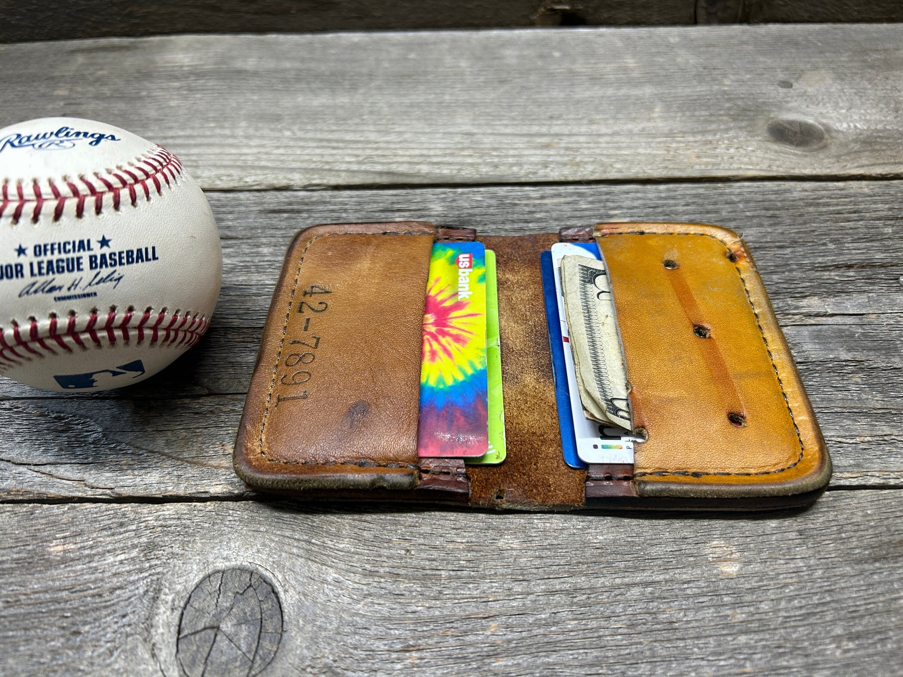 Vintage MacGregor Willie Mays Baseball Glove Wallet!