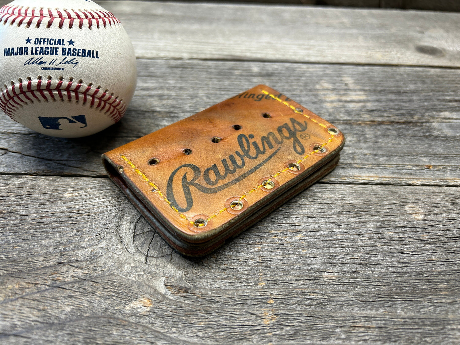 Vintage Rawlings Ken Griffey Jr Baseball Glove Wallet!