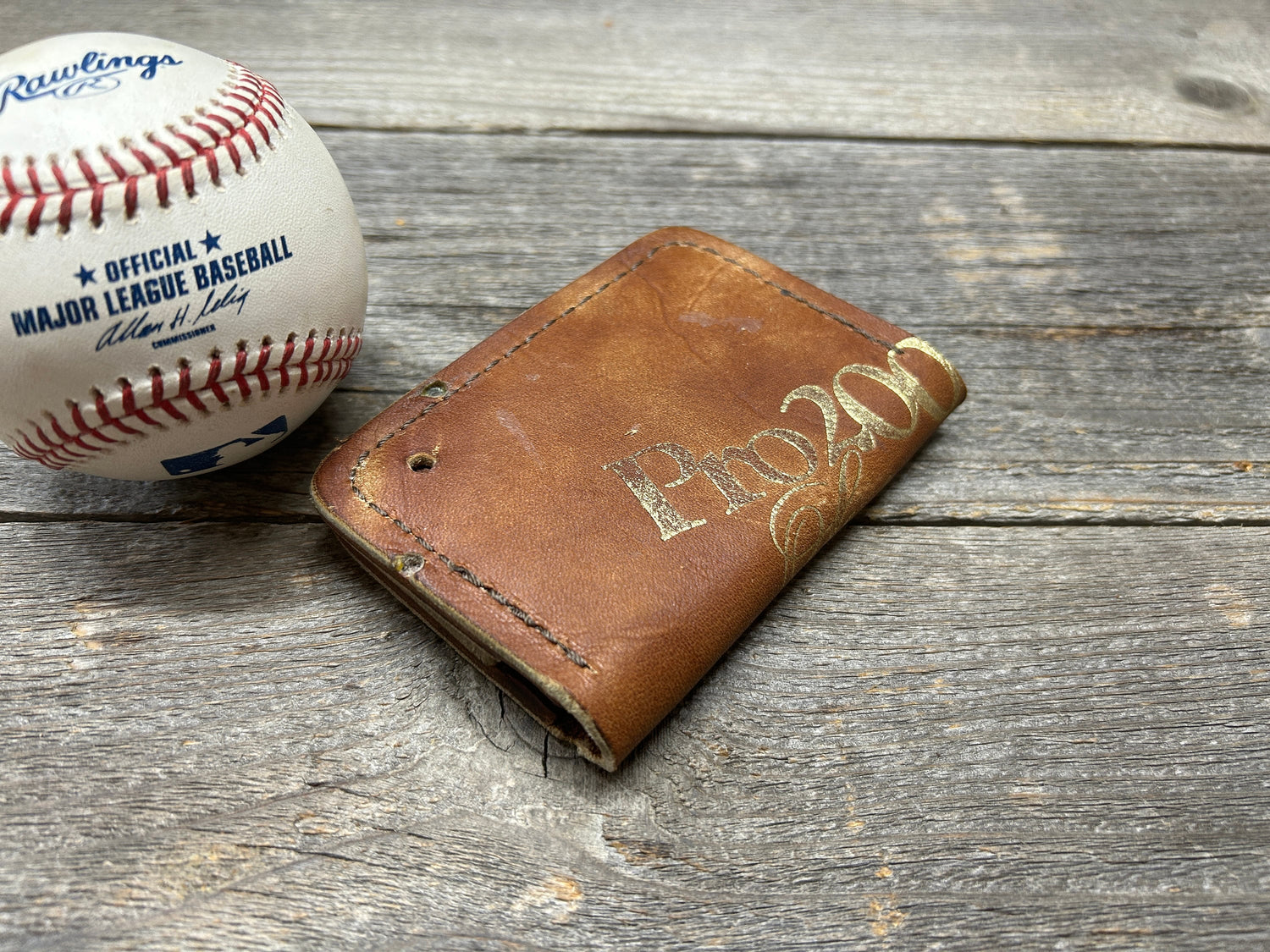 Vintage Louisville Slugger "PRO 200" Baseball Glove Wallet!