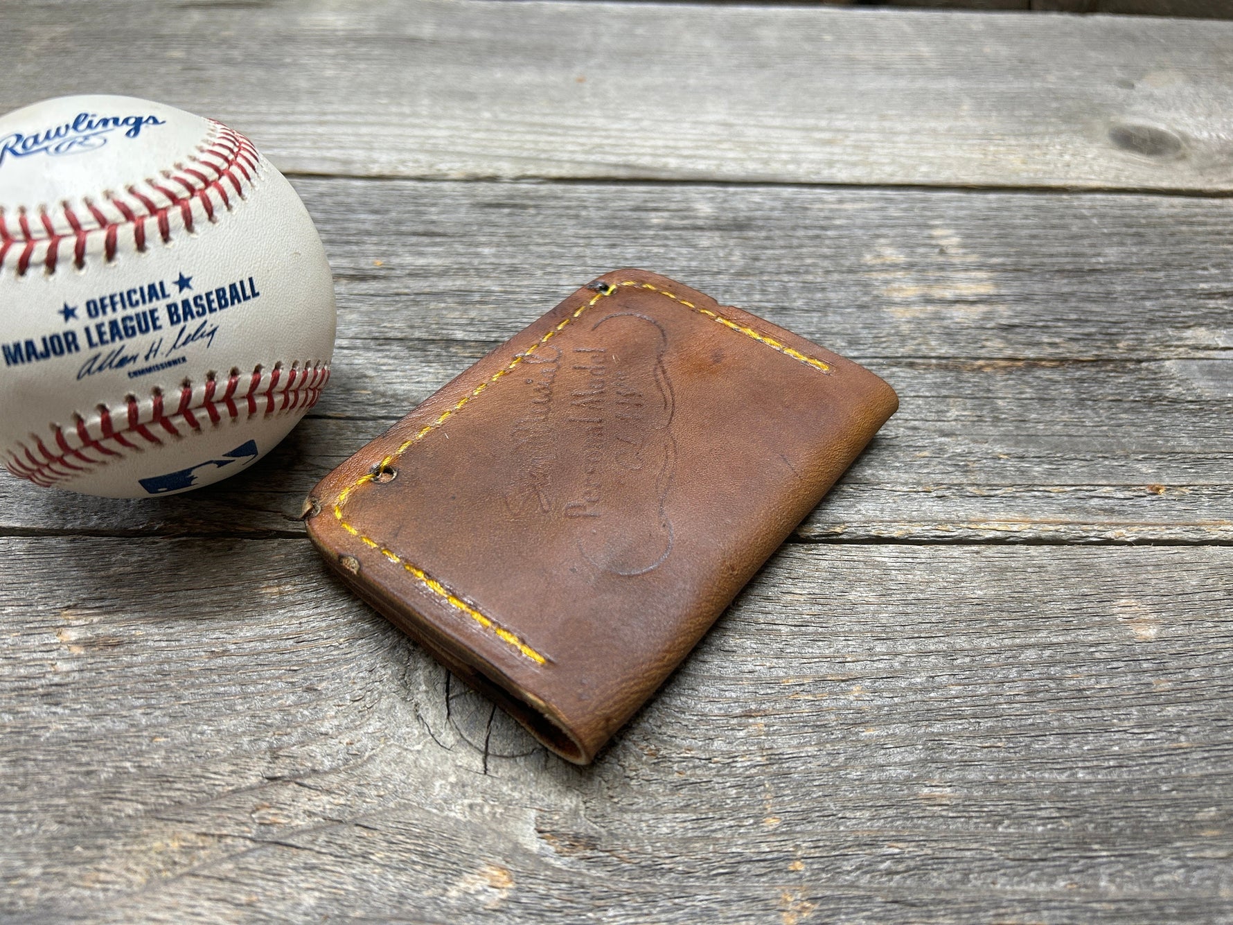 Vintage Rawlings Stan Musial Baseball Glove Wallet!