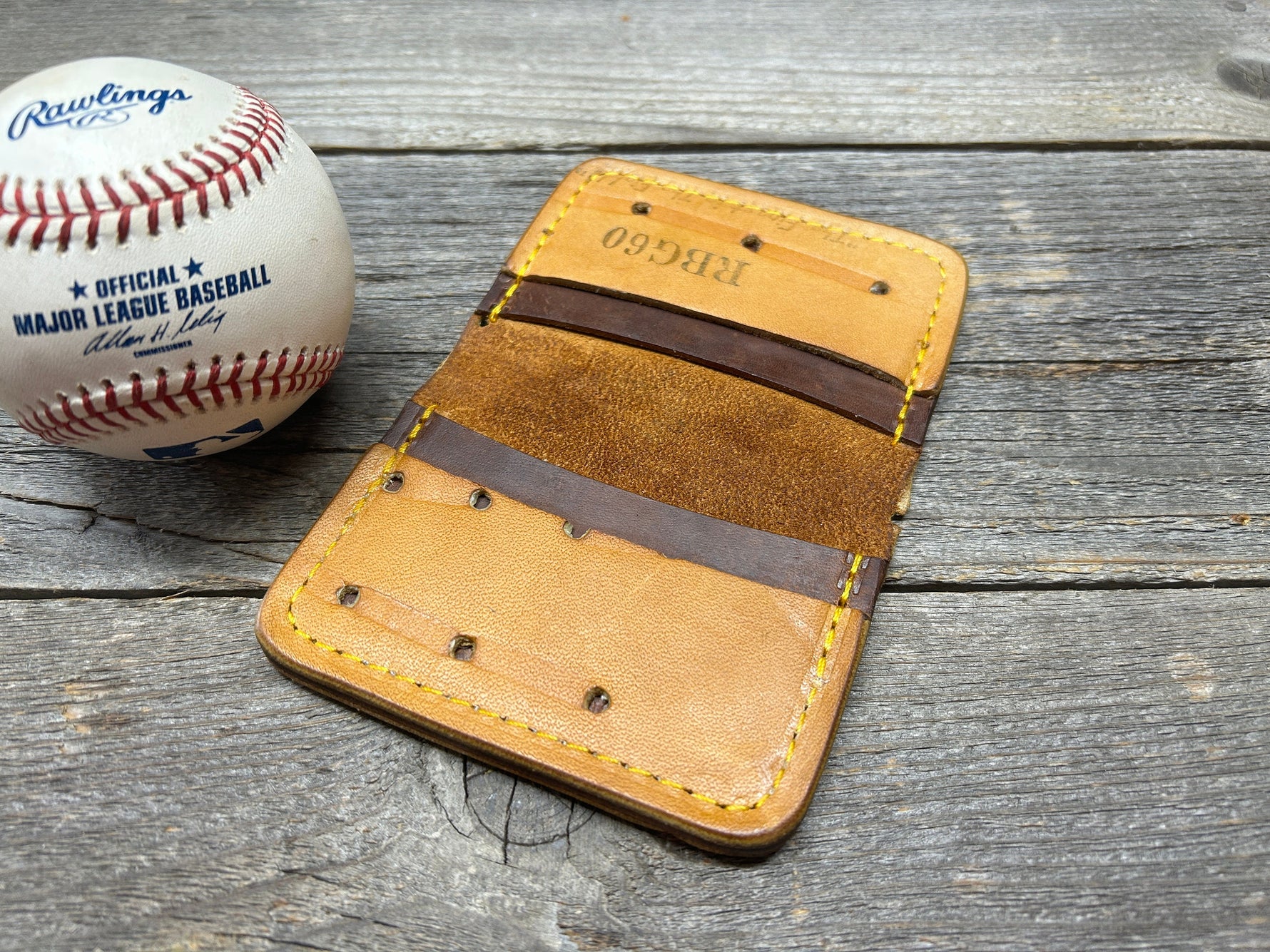 Vintage Rawlings Nolan Ryan Baseball Glove Wallet!!