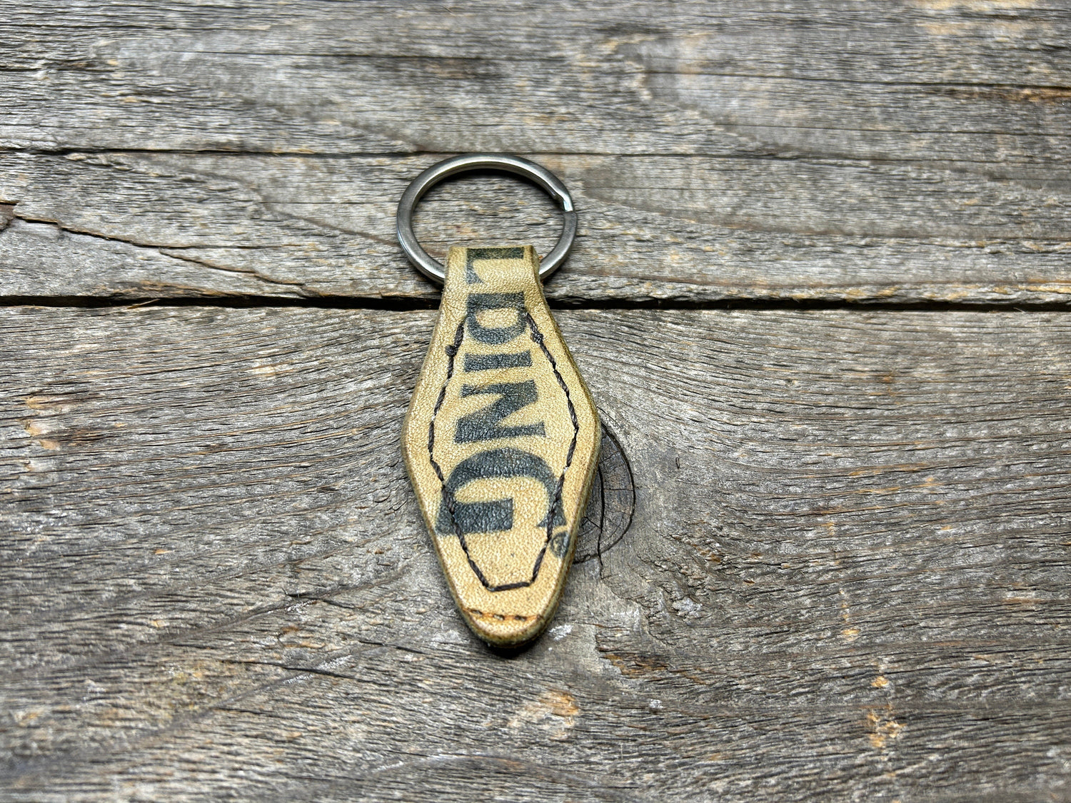 Vintage Spalding Baseball Glove Key Chain - NEW STYLE! (vintage hotel key style)!