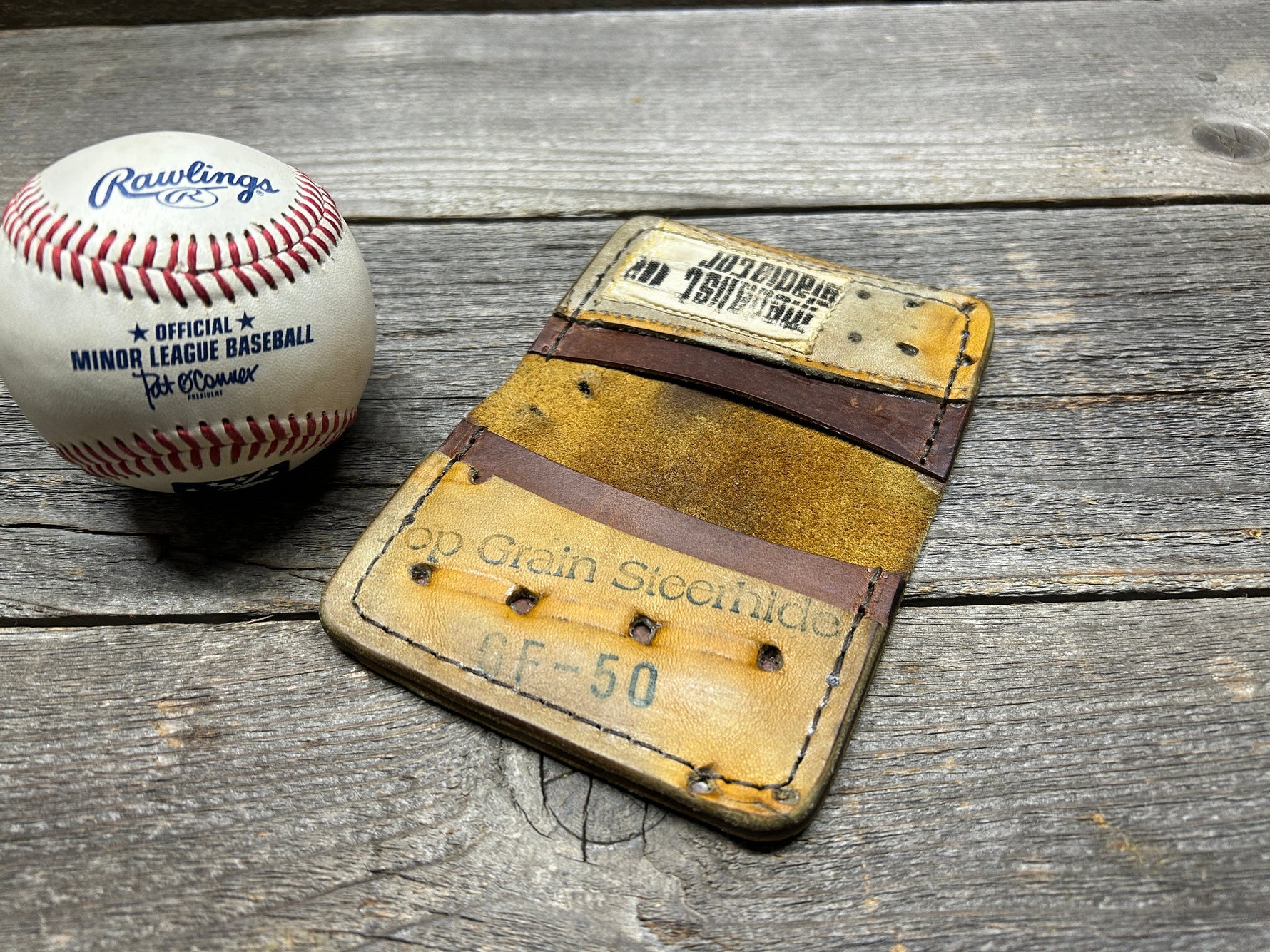 Vintage Medalist Ernie Banks "Mr. Cub" Baseball Glove Wallet!