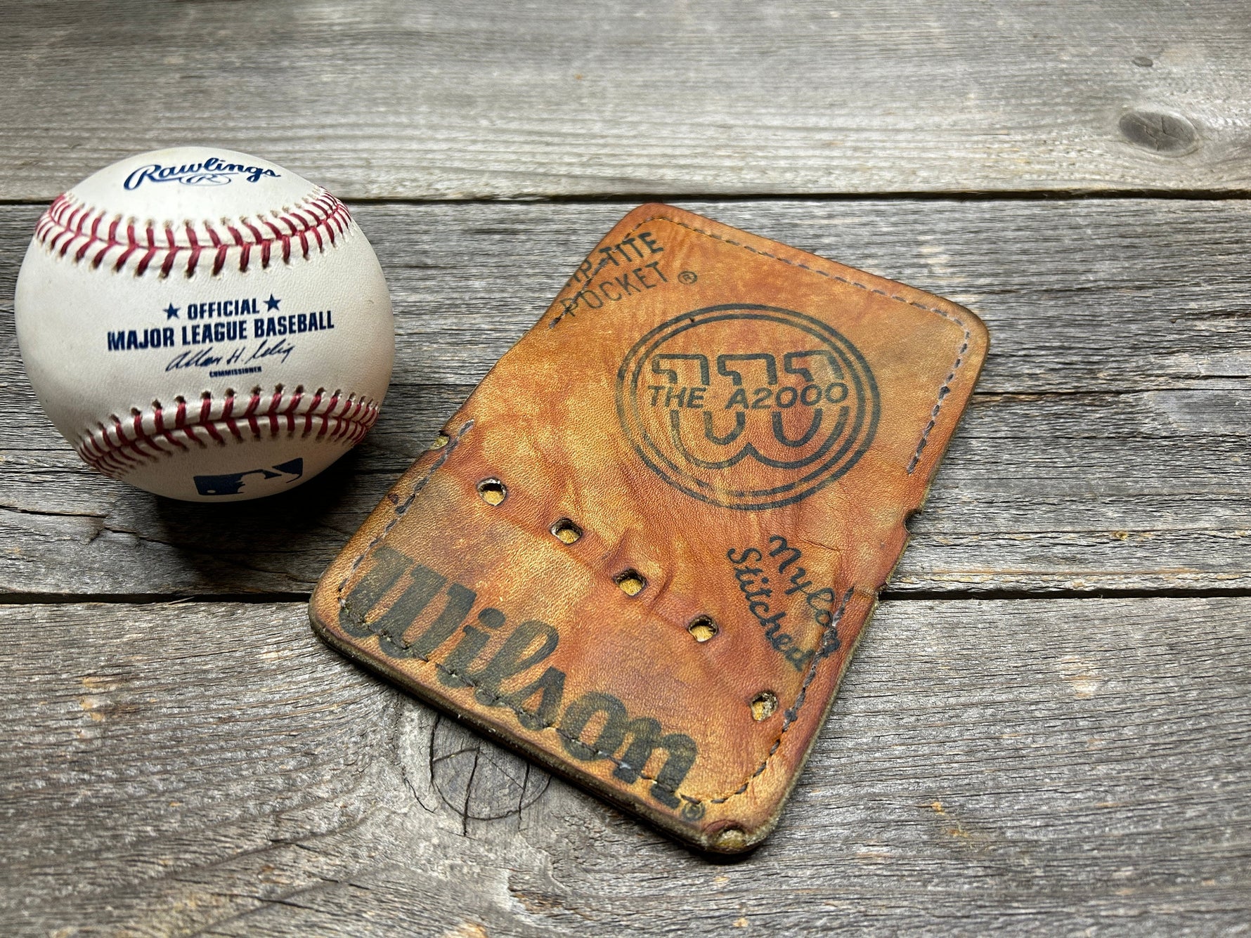 Vintage Wilson A2000 Baseball Glove Wallet!