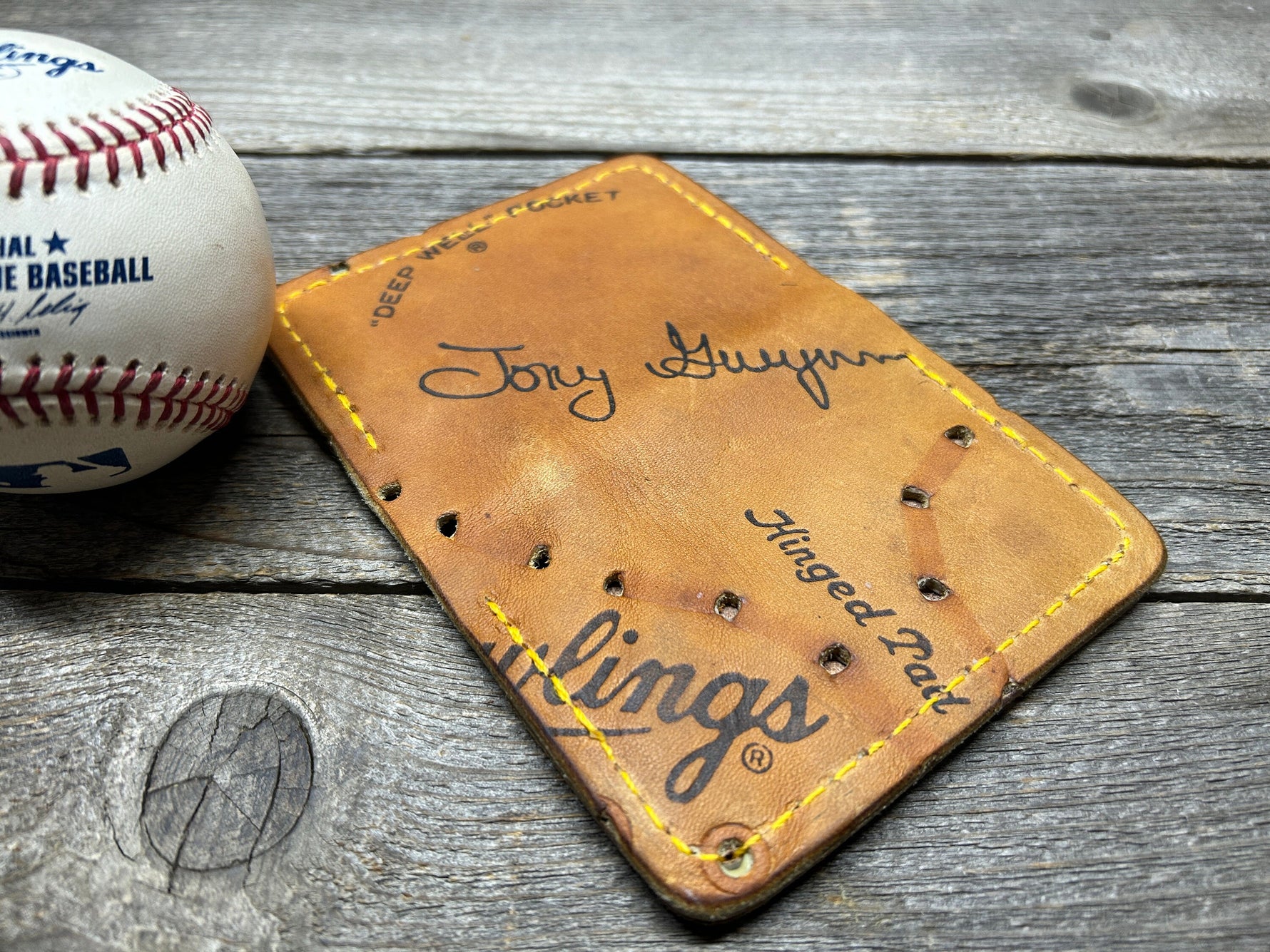 Vintage Rawlings Tony Gwynn Baseball Glove Wallet!