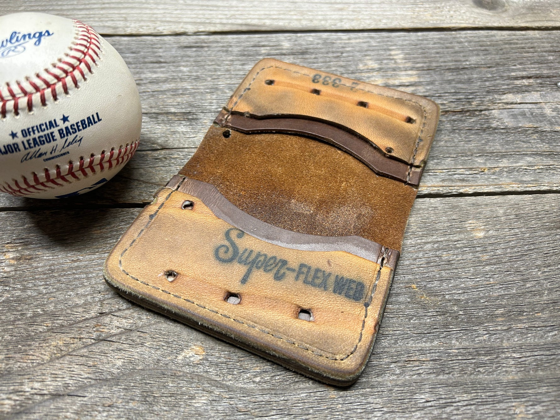 Vintage Spalding Carl Yastrzemski Baseball Glove Wallet!