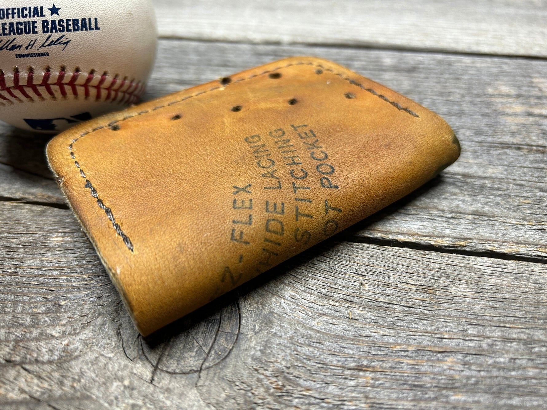 Vintage Spalding Babe Ruth Baseball Glove Wallet!!