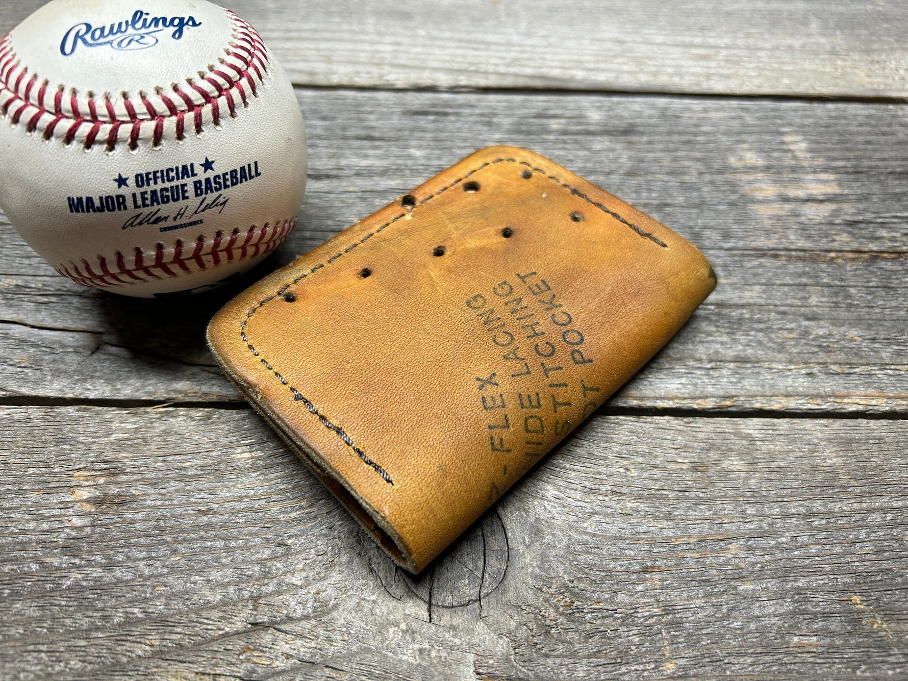 Vintage Spalding Babe Ruth Baseball Glove Wallet!!