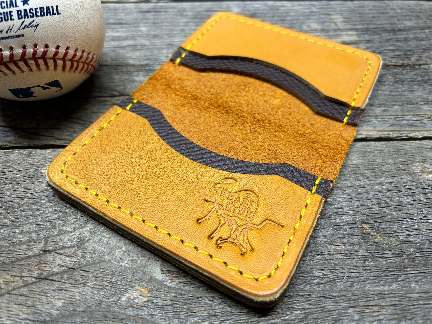 CLEARANCE!! Rawlings Heart of the Hide Horween Baseball Glove Wallet!!