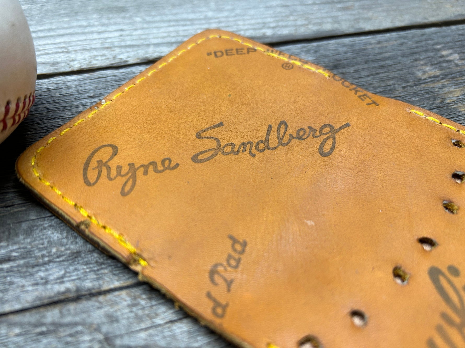 Vintage Rawlings Ryne Sandberg Baseball Glove Wallet!