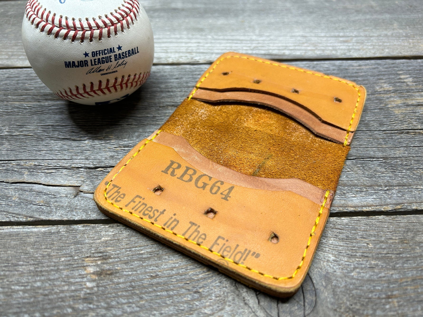 Vintage Rawlings Ryne Sandberg Baseball Glove Wallet!