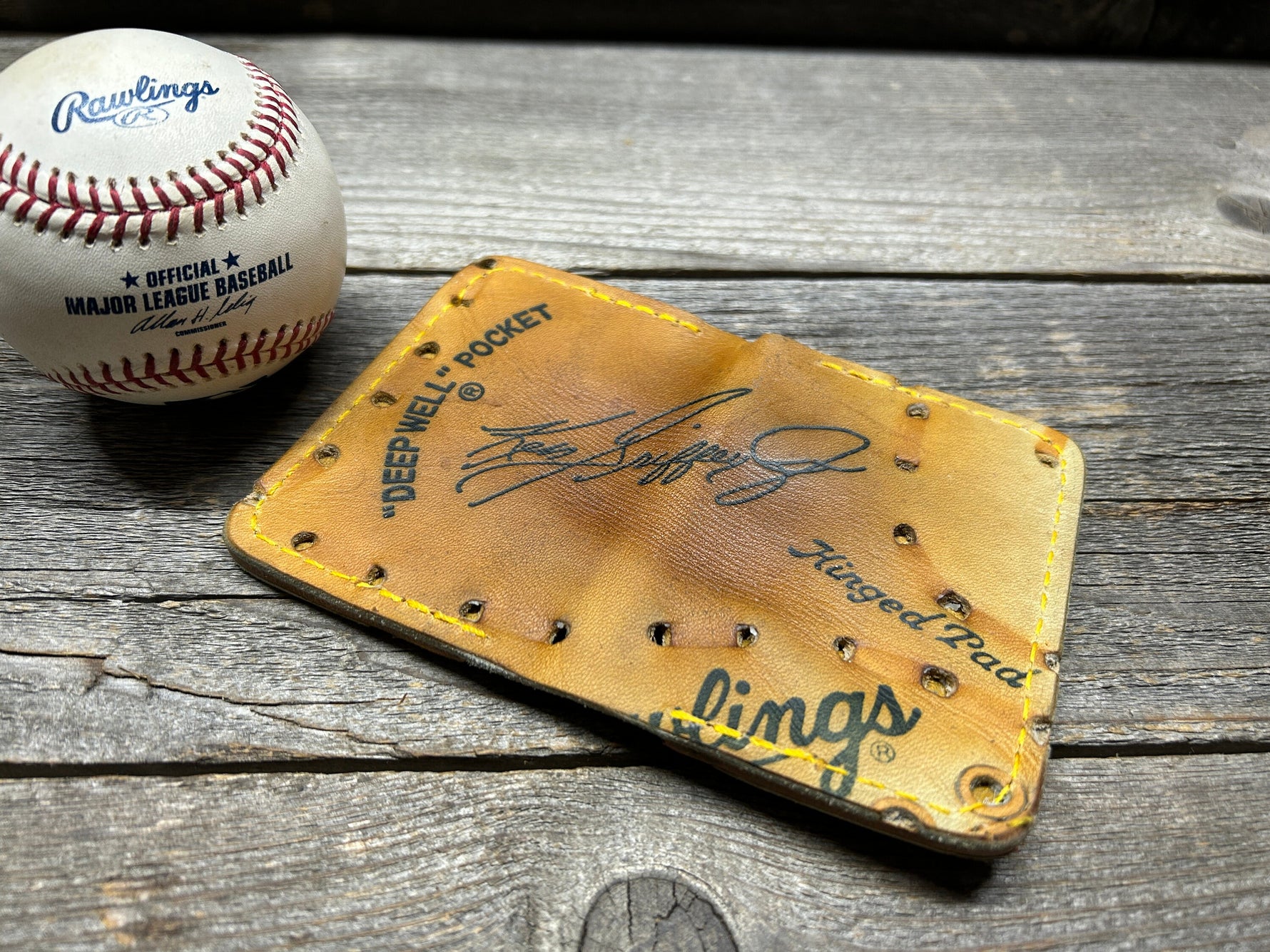 Vintage Rawlings Ken Griffey Jr Baseball Glove Wallet!
